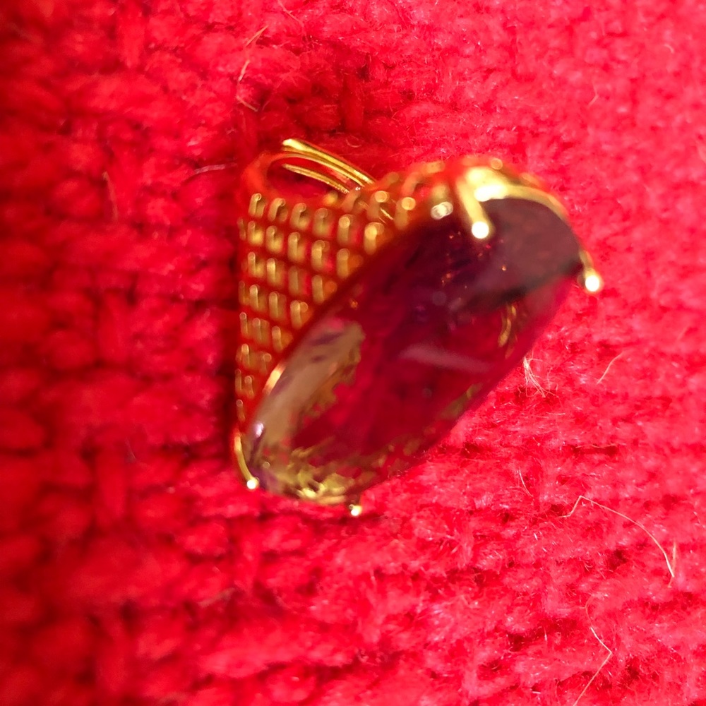 Ring - Picture 3 of 4
